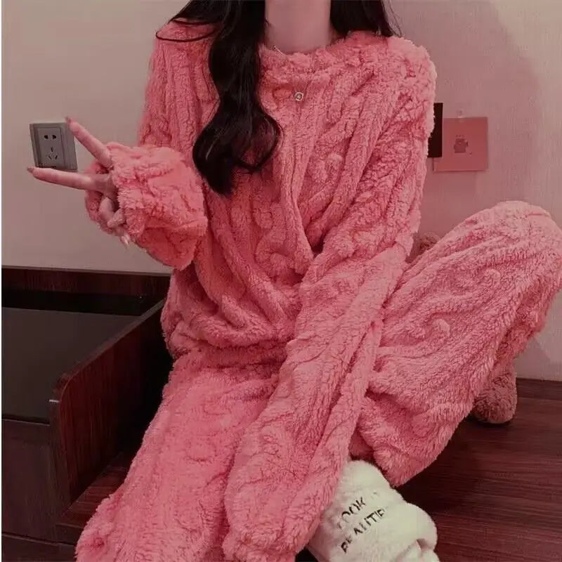 Fashion Coral Fleece Pajama Set for Fall Winter