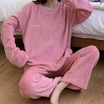 2023 Women's Coral Fleece Thick Pajama Set (2 Pieces)