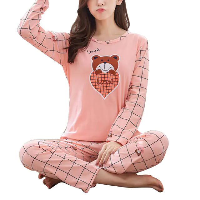 Cute Winter Cat Print Pajama Set for Women (2 Pieces)