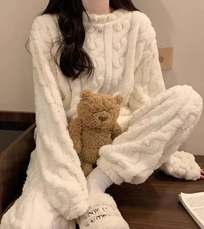 Fashion Coral Fleece Pajama Set for Fall Winter