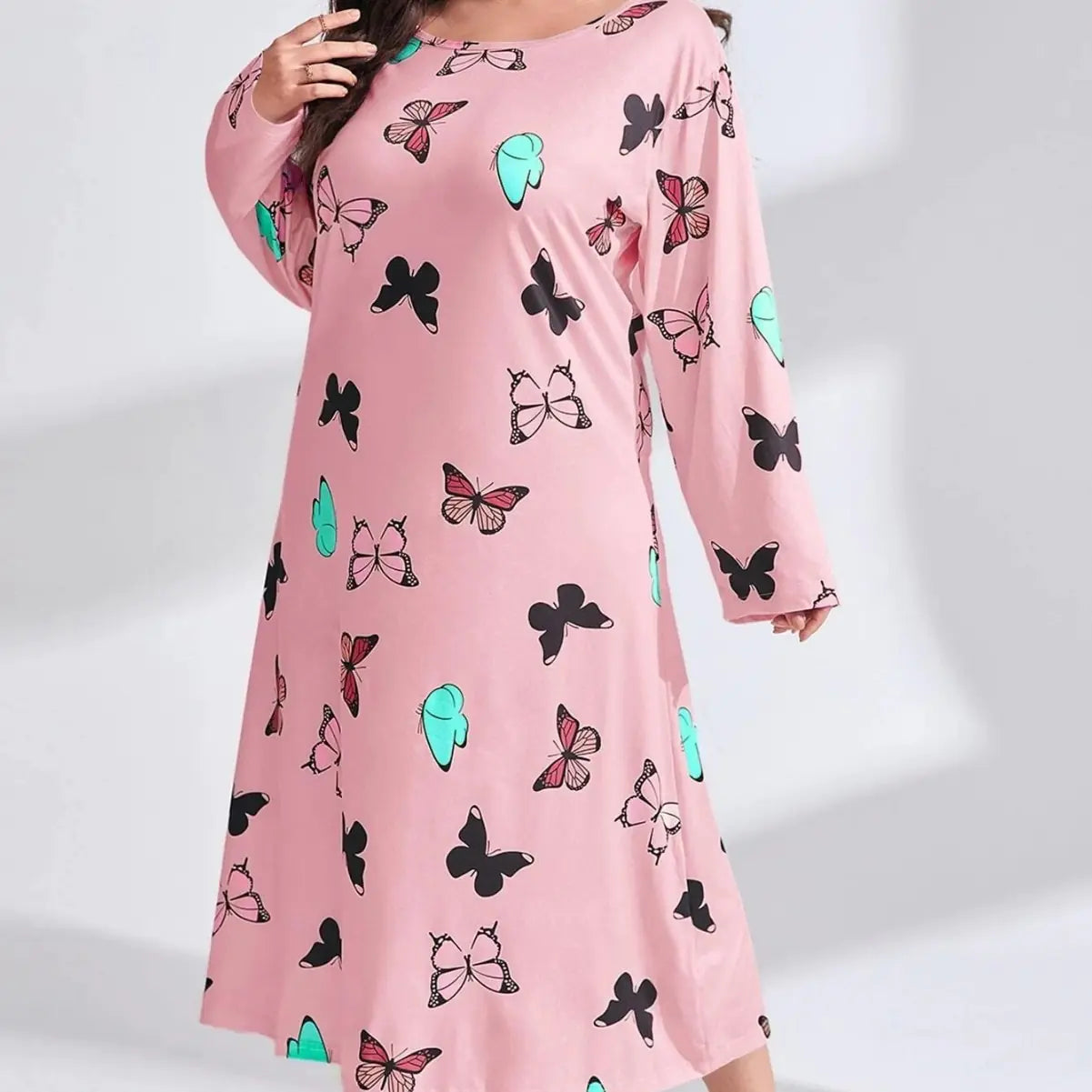 Plus Size Women's Long Sleeve Printed Maxi Dress